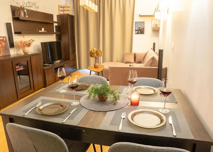 Daire Hygge Oasis For Family With Free Parking And Wi Fi *