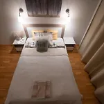 Hygge Oasis For Family With Free Parking And Wi Fi 아파트