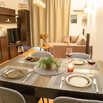 Apartment Hygge Oasis For Family With Free Parking And Wi Fi *